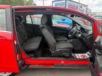 Ford B-Max TITANIUM