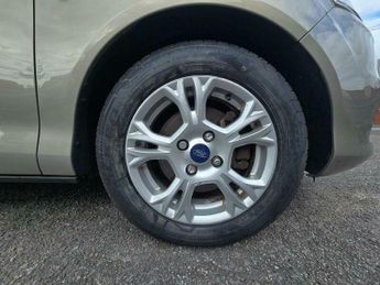 Ford B-Max 1.6 Zetec Powershift Euro 5 5dr