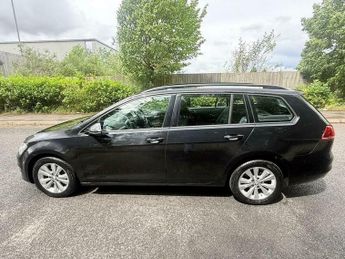 Volkswagen Golf 1.6 TDI BlueMotion Tech SE DSG Euro 5 (s/s) 5dr