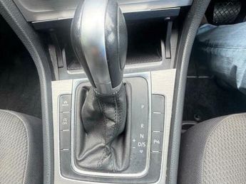 Volkswagen Golf 1.6 TDI BlueMotion Tech SE DSG Euro 5 (s/s) 5dr