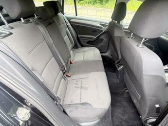 Volkswagen Golf 1.6 TDI BlueMotion Tech SE DSG Euro 5 (s/s) 5dr