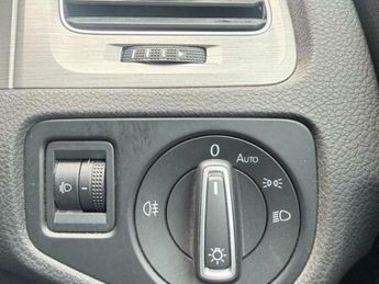 Volkswagen Golf 1.6 TDI BlueMotion Tech SE DSG Euro 5 (s/s) 5dr