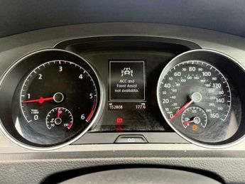 Volkswagen Golf 1.6 TDI BlueMotion Tech SE DSG Euro 5 (s/s) 5dr