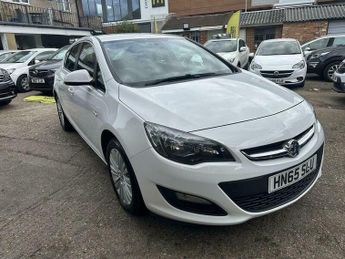 Vauxhall Astra 1.6i Excite Euro 6 5dr