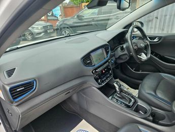 Hyundai Ioniq PREMIUM SE