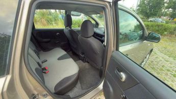 Nissan Note 1.6 16V Visia Auto Euro 4 5dr