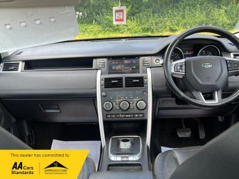 Land Rover Discovery Sport TD4 HSE BLACK