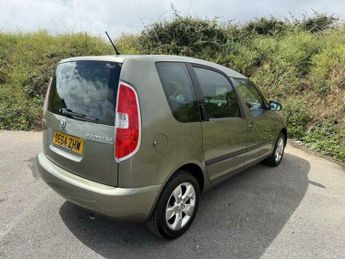 Skoda Roomster 1.2 TSI SE MPV 5dr Petrol DSG Euro 5 (105 ps)