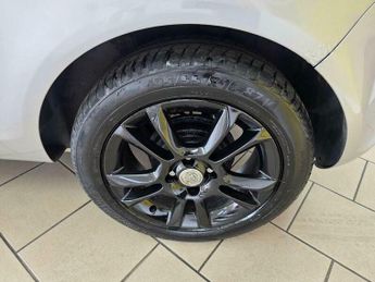 Vauxhall Corsa 1.2i 16v SXi 3dr