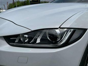 Jaguar XE 2.0d Landmark Auto AWD Euro 6 (s/s) 4dr