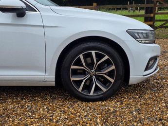 Volkswagen Passat SEL TSI EVO DSG
