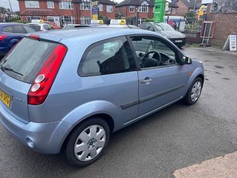 Ford Fiesta 1.25 Style Climate Hatchback 3dr Petrol Manual (142 g/km, 74 bhp