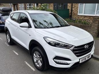 Hyundai Tucson 1.6 GDi Blue Drive S SUV 5dr Petrol Manual Euro 6 (s/s) (132 ps)
