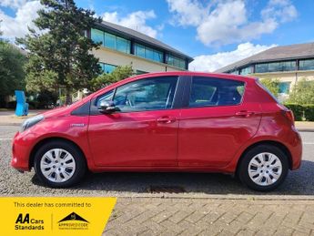 Toyota Yaris 1.5 VVT-h Active Hatchback 5dr Petrol Hybrid E-CVT Euro 6 (101 p