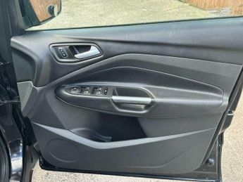 Ford Kuga 1.5T EcoBoost Titanium Auto AWD Euro 6 (s/s) 5dr