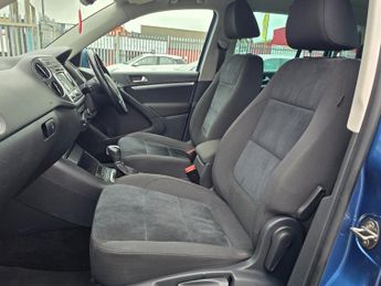 Volkswagen Tiguan MATCH TDI BLUEMOTION TECH 4MOTION DSG