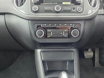 Volkswagen Tiguan MATCH TDI BLUEMOTION TECH 4MOTION DSG