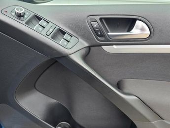 Volkswagen Tiguan MATCH TDI BLUEMOTION TECH 4MOTION DSG