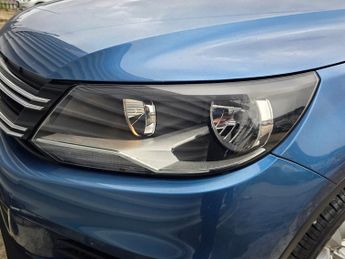 Volkswagen Tiguan MATCH TDI BLUEMOTION TECH 4MOTION DSG