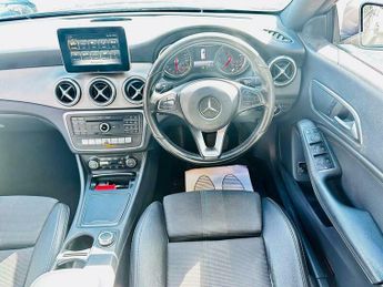 Mercedes-Benz CLA 2.1 CLA200d Sport Shooting Brake 7G-DCT Euro 6 (s/s) 5dr