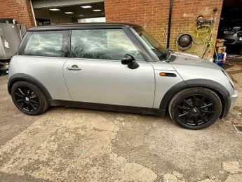 MINI Hatch 1.6 Cooper Euro 4 3dr