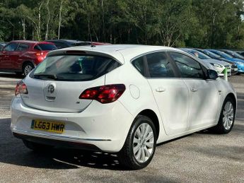 Vauxhall Astra 1.6 16v Elite Auto Euro 5 5dr