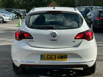 Vauxhall Astra 1.6 16v Elite Auto Euro 5 5dr