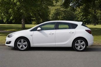 Vauxhall Astra 1.6 16v SRi Auto Euro 5 5dr