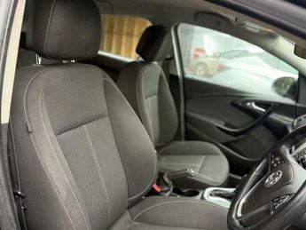 Vauxhall Astra 1.6 16v SRi Auto Euro 5 5dr