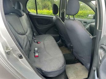 Toyota Yaris 1.0 VVT-i T3 5dr