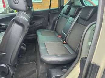 Ford B-Max 1.6 Titanium Powershift Euro 5 5dr