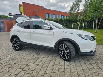 Nissan Qashqai 1.6 dCi Tekna XTRON 2WD Euro 5 (s/s) 5dr