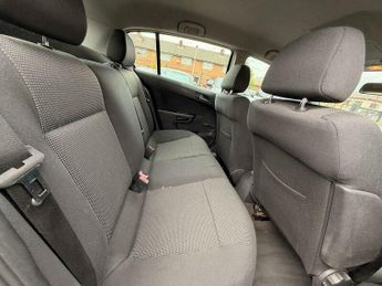 Vauxhall Astra 1.8i 16v SRi 5dr