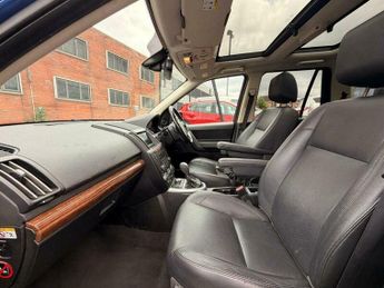 Land Rover Freelander 2.2 TD4 HSE Auto 4WD Euro 4 5dr