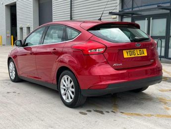 Ford Focus 1.0T EcoBoost Titanium Euro 6 (s/s) 5dr