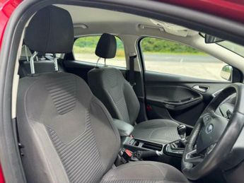 Ford Focus 1.0T EcoBoost Titanium Euro 6 (s/s) 5dr