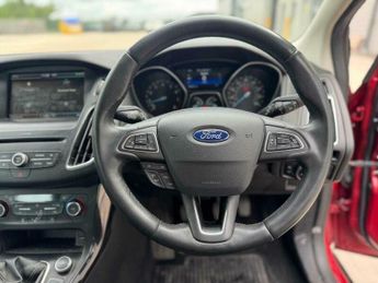 Ford Focus 1.0T EcoBoost Titanium Euro 6 (s/s) 5dr