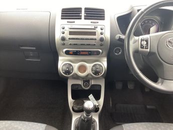 Toyota Urban Cruiser 1.33 Dual VVT-i SUV 5dr Petrol Manual Euro 4 (s/s) (101 ps)