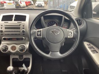 Toyota Urban Cruiser 1.33 Dual VVT-i SUV 5dr Petrol Manual Euro 4 (s/s) (101 ps)