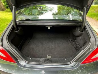 Mercedes-Benz CLS 3.0 CLS350 CDI V6 BlueEfficiency AMG Sport Coupe G-Tronic+ Euro 