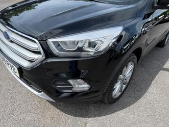 Ford Kuga TITANIUM EDITION TDCI AUTO 4X4 SAT NAV 19 PLATE