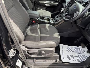 Ford Kuga TITANIUM EDITION TDCI AUTO 4X4 SAT NAV 19 PLATE