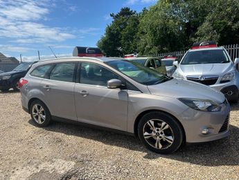 Ford Focus 1.6 Zetec Estate 5dr Petrol Powershift Euro 5 (125 ps)