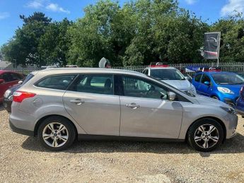 Ford Focus 1.6 Zetec Estate 5dr Petrol Powershift Euro 5 (125 ps)
