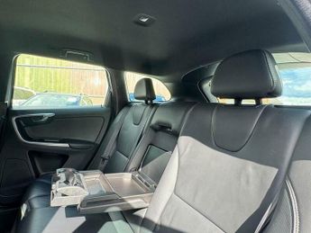 Volvo XC60 2.0 D4 R-Design Lux Nav Auto Euro 6 (s/s) 5dr