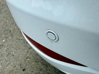 Ford Fiesta ZETEC BLUETOOTH+P/SENSORS+CAMBELT