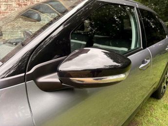 Citroen C4 Cactus 1.2 PureTech Flair EAT6 Euro 6 (s/s) 5dr