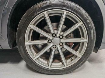 Audi Q3 2.0 TFSI S line S Tronic quattro Euro 6 (s/s) 5dr (Nav)