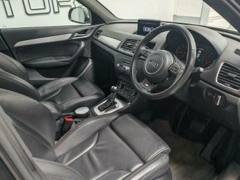 Audi Q3 2.0 TFSI S line S Tronic quattro Euro 6 (s/s) 5dr (Nav)