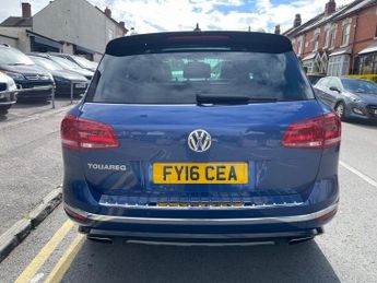 Volkswagen Touareg V6 R-LINE TDI BLUEMOTION TECHNOLOGY